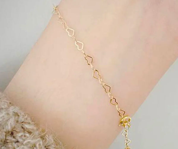 ÉSS Bree Love Heart Chain Bracelet - Gold