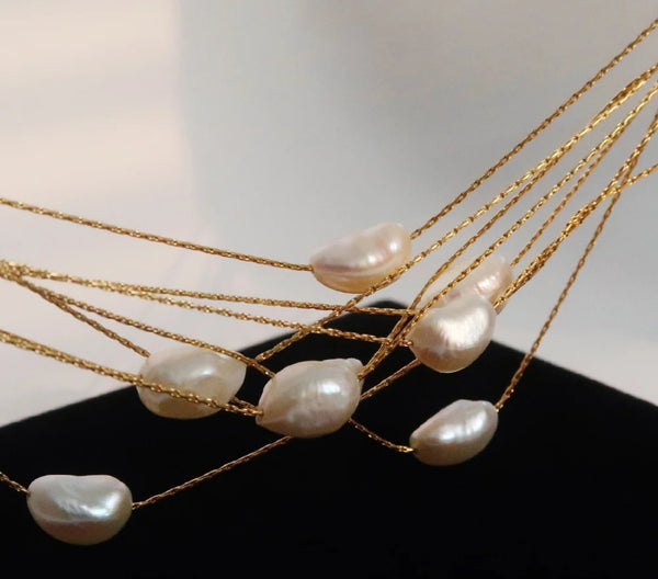 ÉSS Rumi Pearl Necklace - Gold