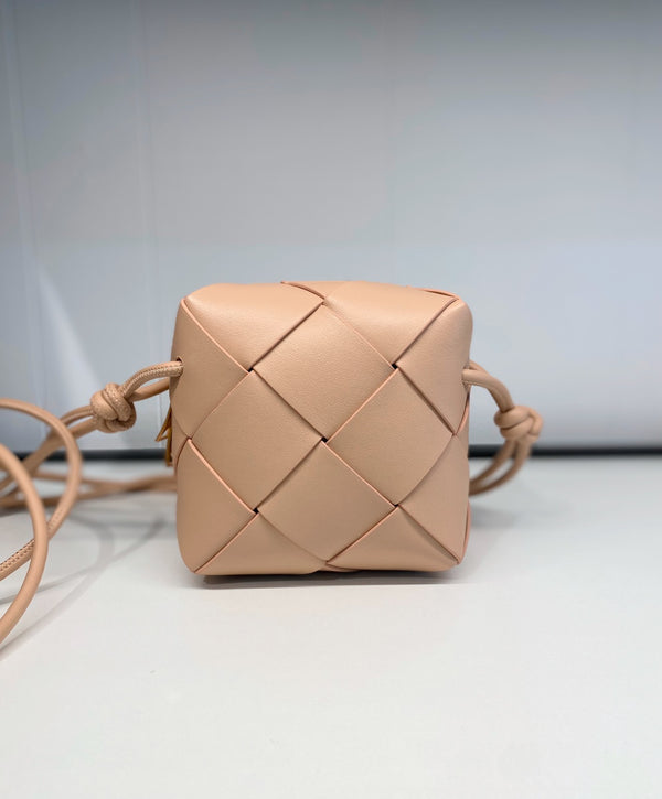 ÉSS Ella Mini Leather Woven Bag- Natural